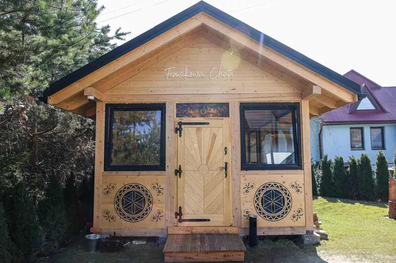 Frank's BBQ Hut – wejście